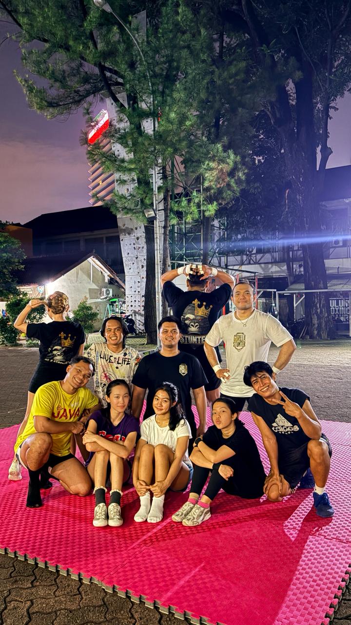 Gorilla Stunter Night Training Session